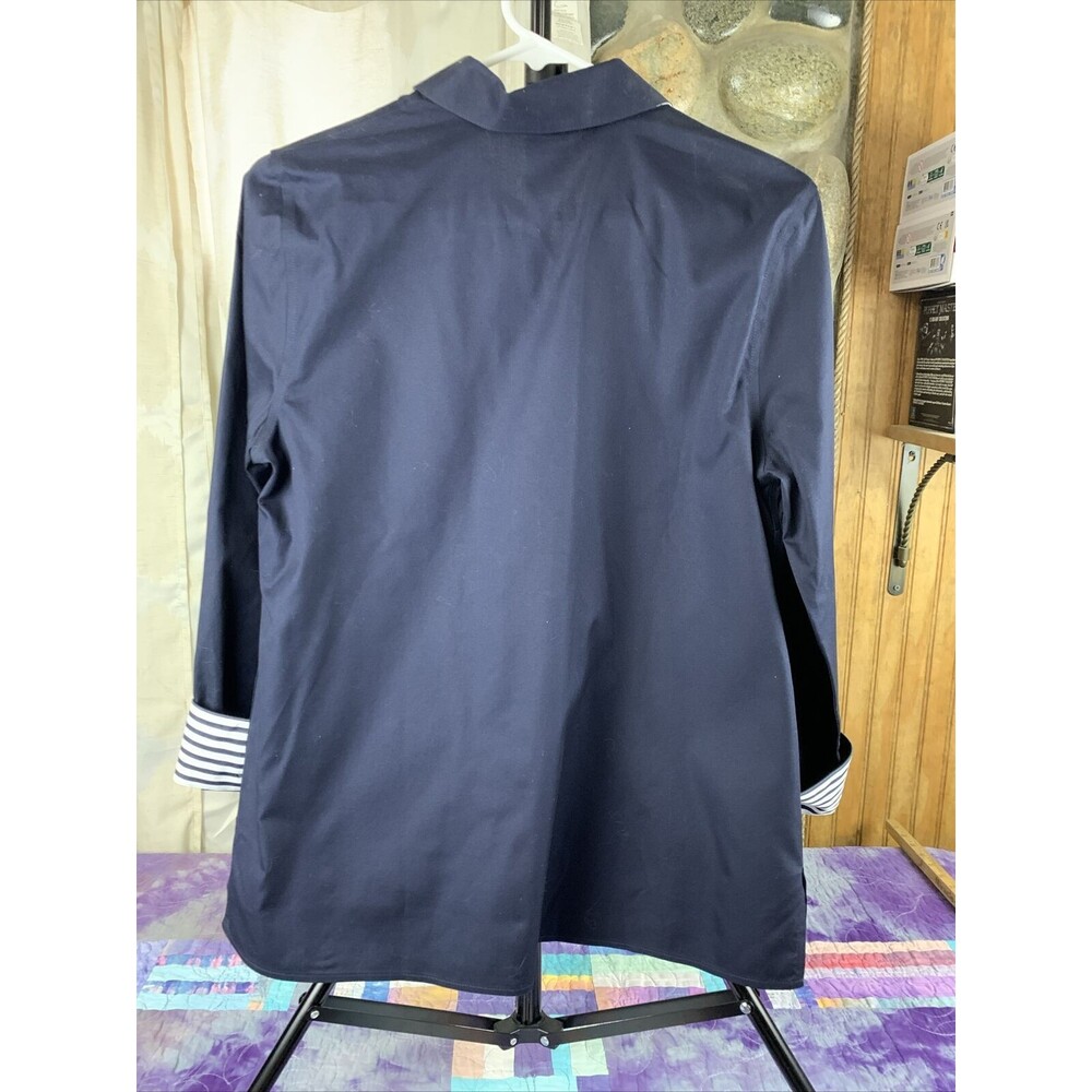 Chico's Womens Size 4/6 No-Iron Hidden Button Half Placket Navy Shirt NWT - Picture 4 of 8